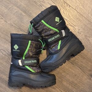 Dream Pairs Black and Lime Kids Snow Boots